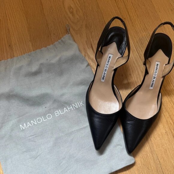 Manolo Blahnik Black Carolyne Leather Low-Heel Slingback Pump - Picture 1 of 5
